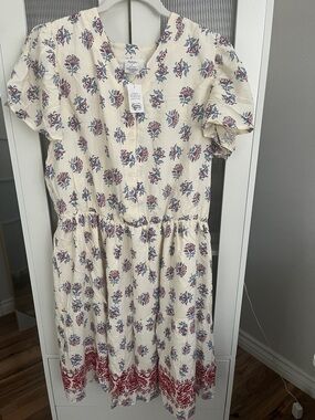 Cracker Barrel Cream Dress with Blue and Red Floral Print